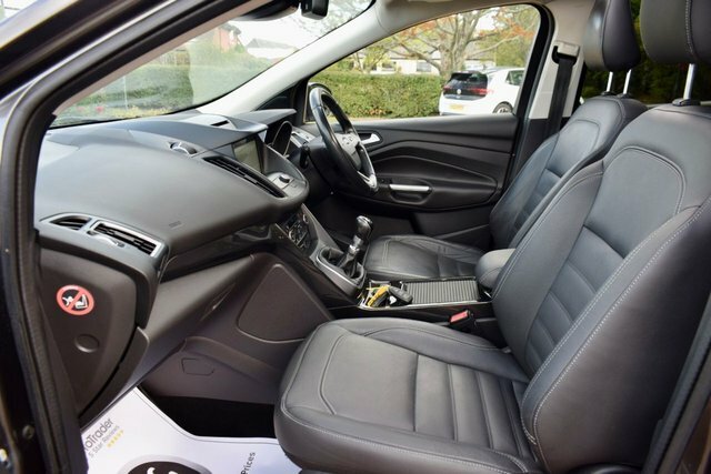 Ford Kuga Suv 2.0 Tdci Ecoblue St-line Euro 6 Ss 201 Black #32