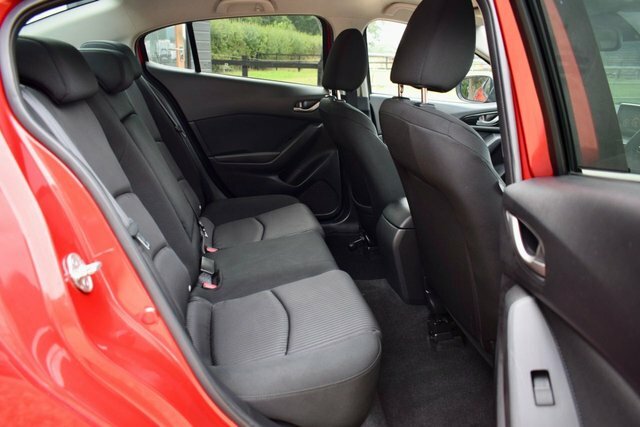 Mazda 3 Saloon 2.2 Skyactiv-d Sport Nav Fastback Euro 6 S Silver #28