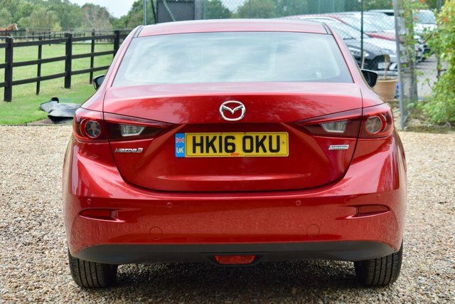 Mazda 3 Skyactiv-g Se-l Nav Fastback Red #6