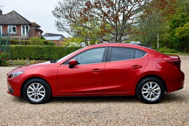 Mazda 3 Skyactiv-g Se-l Nav Fastback Red #4