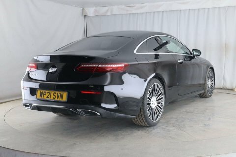 Mercedes-Benz E Class 2.0 E 220 Black #2