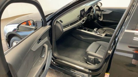 Audi A4 2.0 A4 Sport Black #2