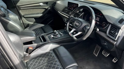 Audi SQ5 3.0 Sq5 Tfsi Black #2