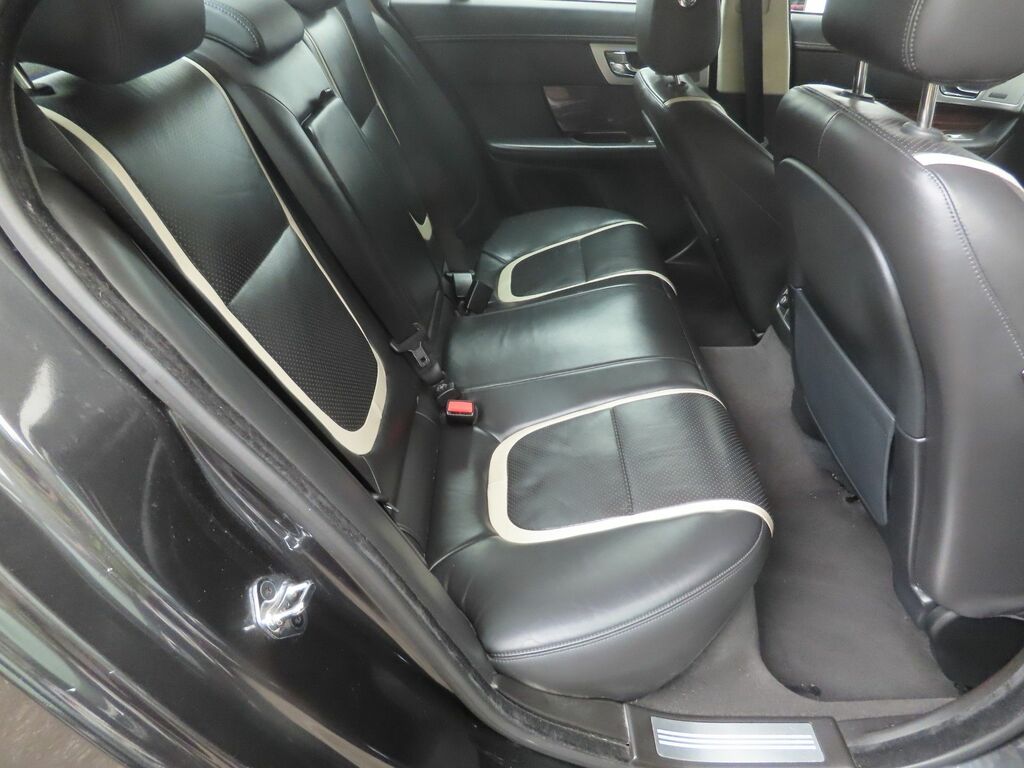 Jaguar XF 2.2D Portfolio Saloon Euro 5 Ss Grey #3