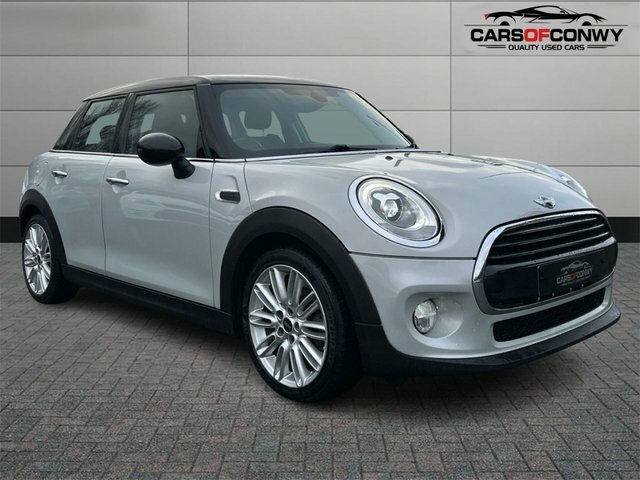 Mini Hatch 1.5 Cooper D Hatchback Euro 6 S YA67EZW Silver