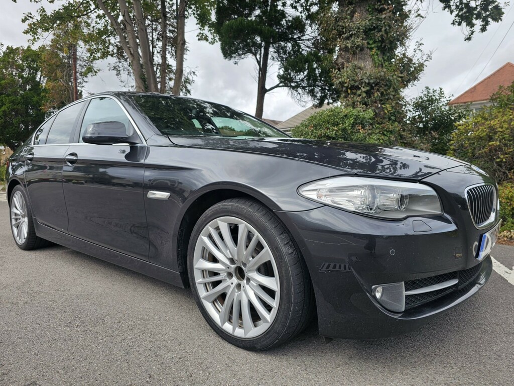 BMW 5 Series 530D Se Touring Blue #2