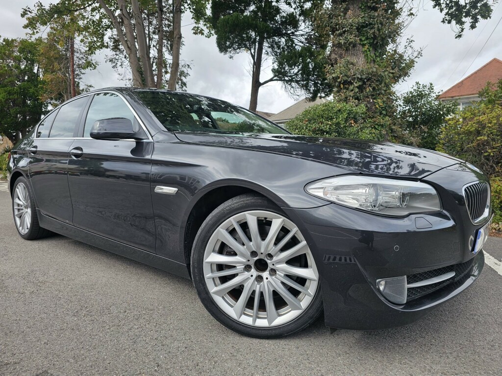 BMW 5 Series 530D Se Touring Blue #1