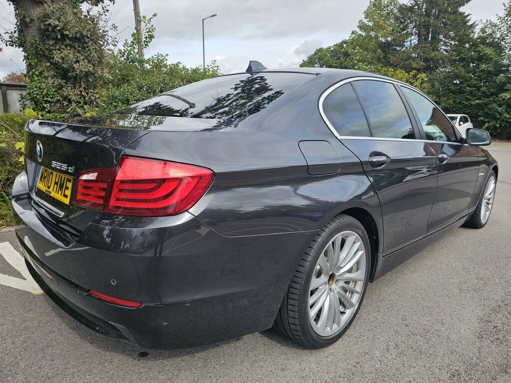 BMW 5 Series 530D Se Touring Blue #4