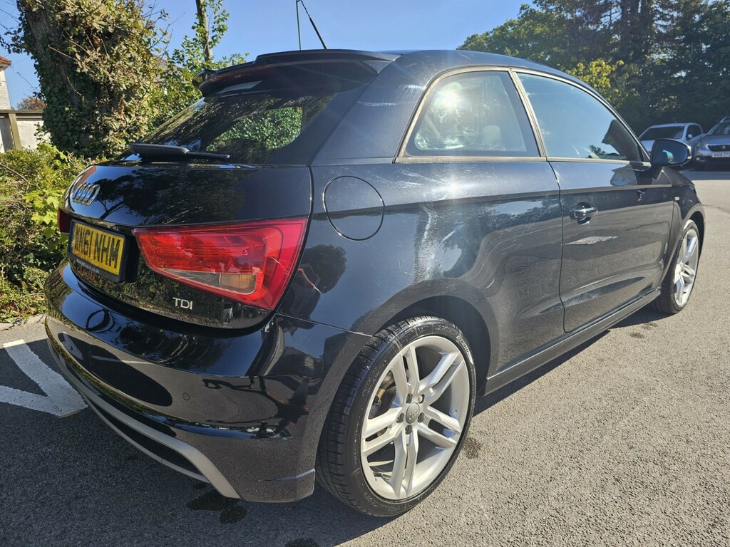 Audi A1 1.6 Tdi S Line Black #6