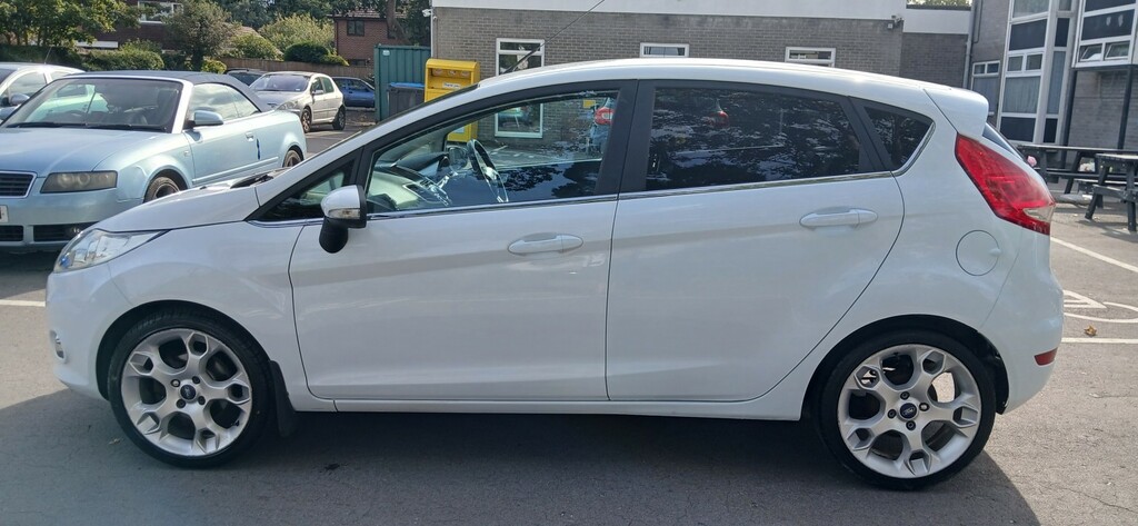 Ford Fiesta 1.2 Zetec 81 Bhp White #5