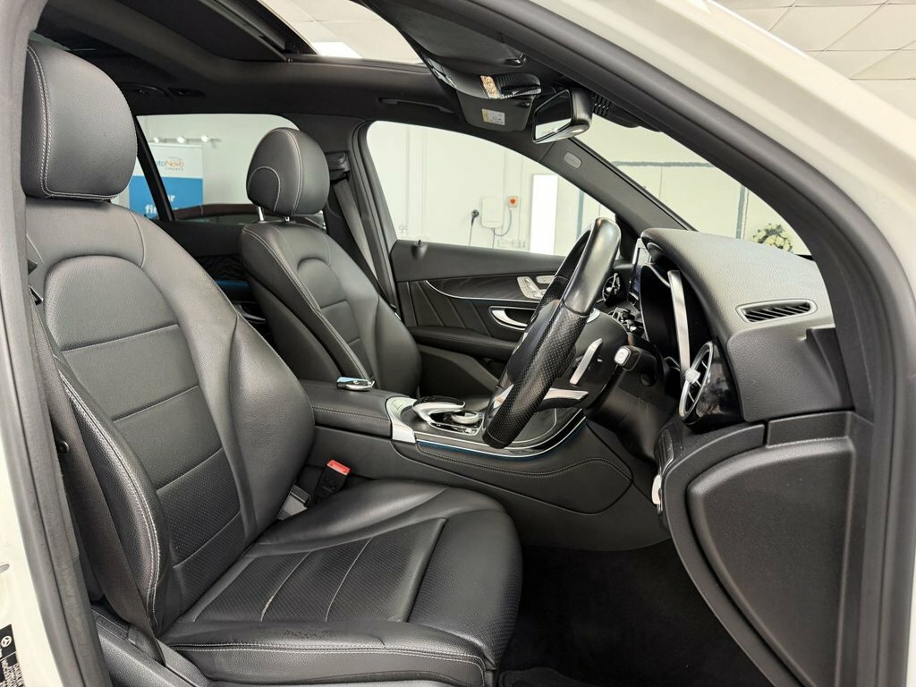 Mercedes-Benz GLC Class Glc 250 D 4Matic Amg Line Premium Silver #30