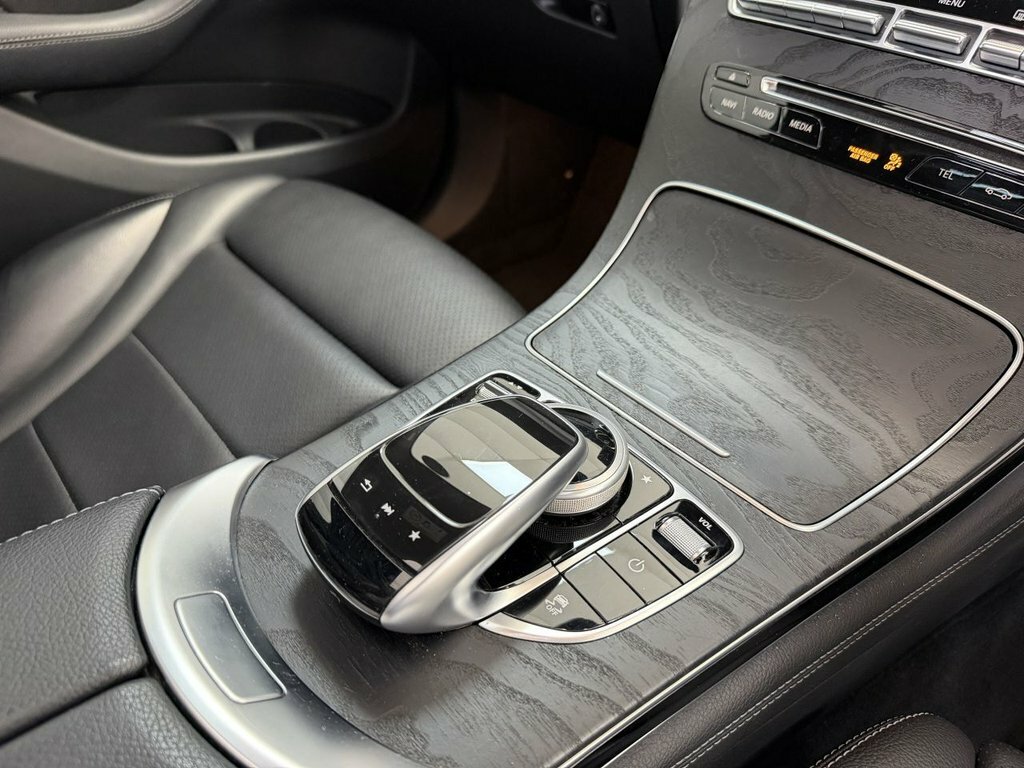 Mercedes-Benz GLC Class Glc 250 D 4Matic Amg Line Premium Silver #32