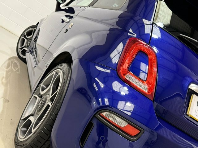 Abarth 595 1.4 T-jet Competizione Euro 6 Black #31