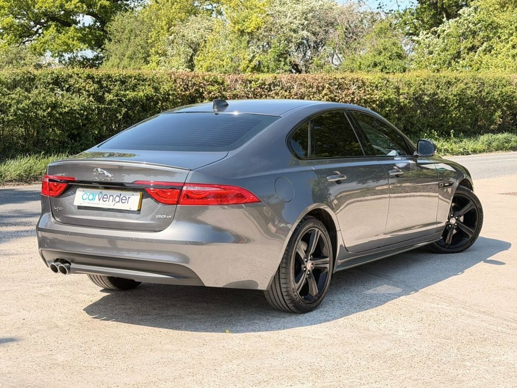 Jaguar XF 2L R-sport Grey #4