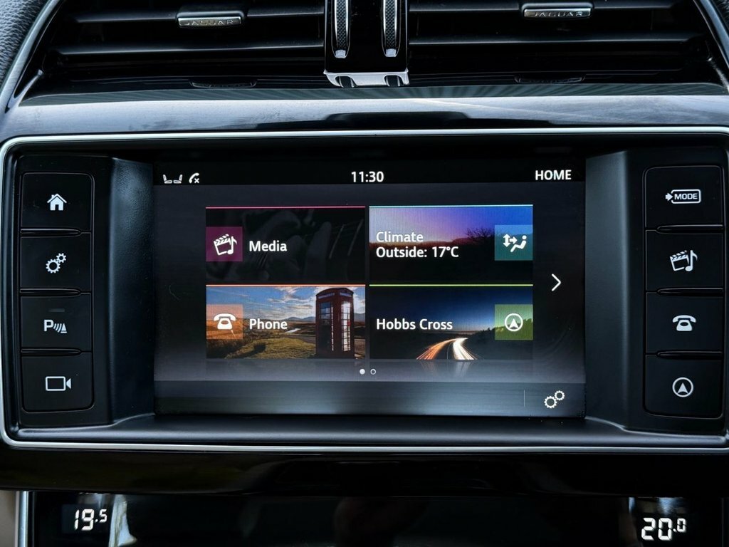 Jaguar XE 2.0D Portfolio Euro 6 Ss Black #30