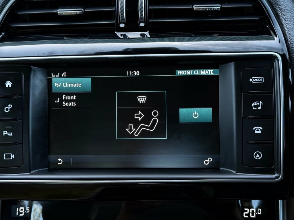Jaguar XE 2.0D Portfolio Euro 6 Ss Black #34