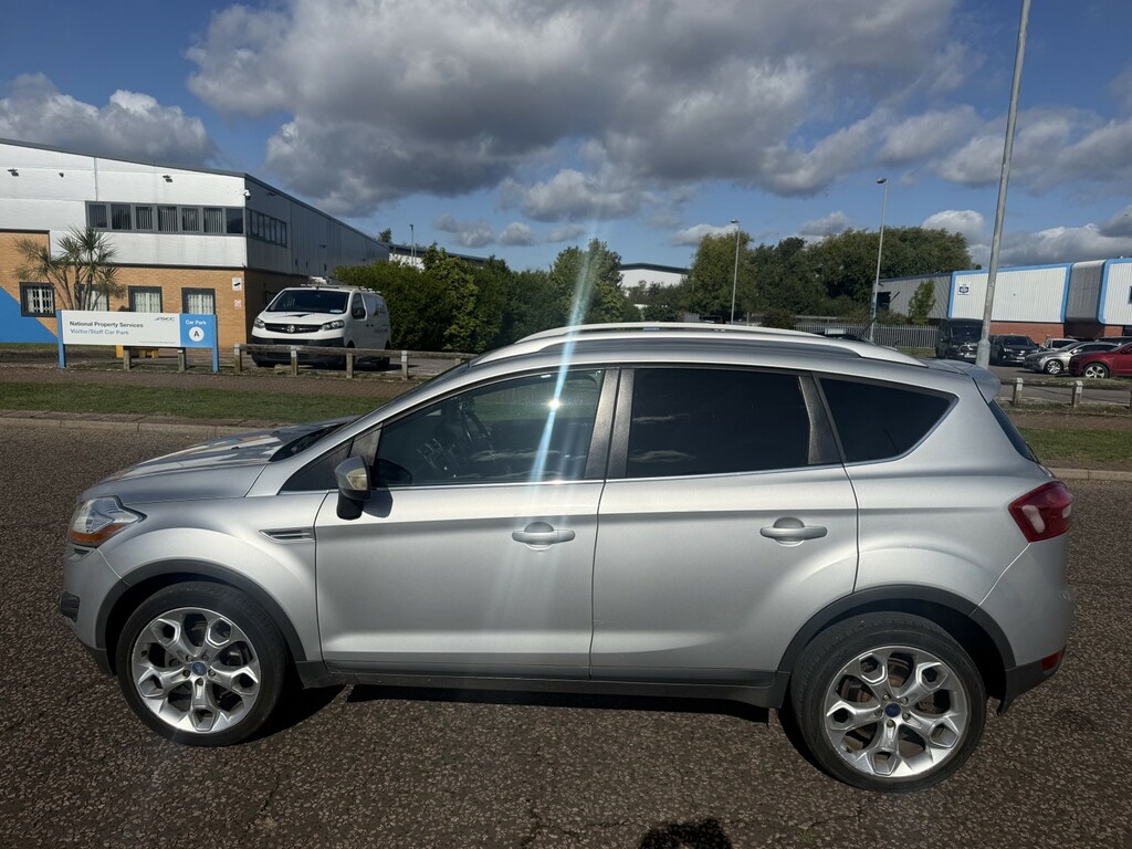 Ford Kuga 2.0 Tdci Titanium Awd Euro 5 Red #3