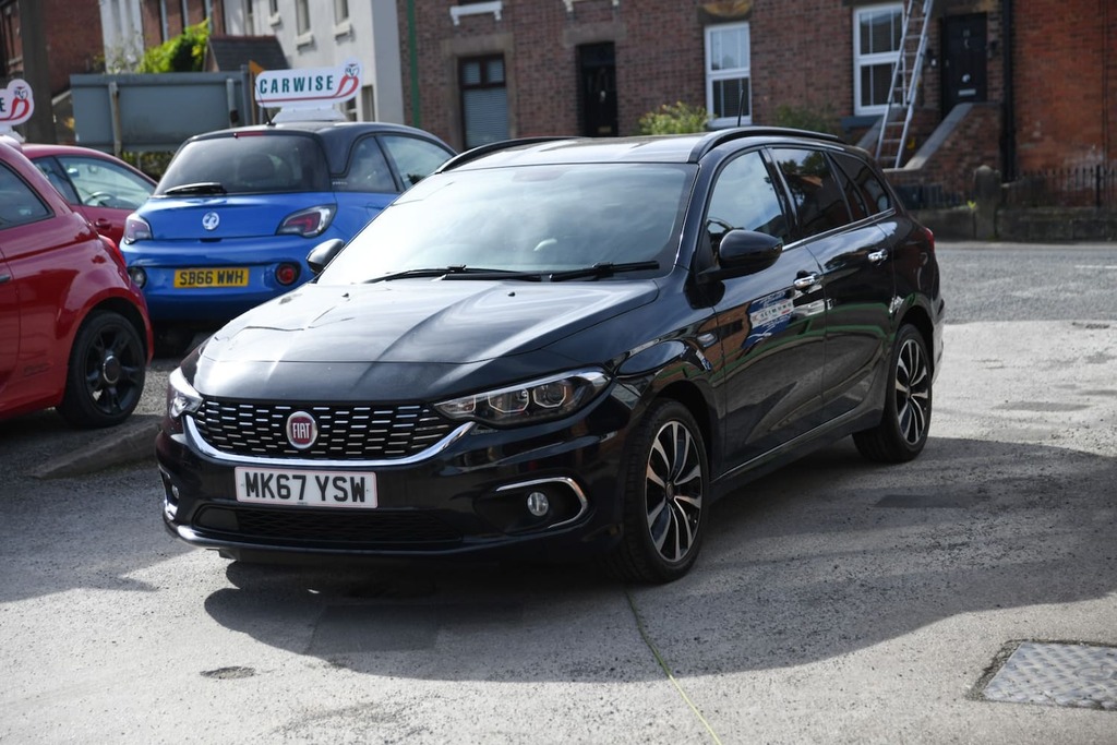 Fiat Tipo 1.4 T-jet 120 Lounge MK67YSW Black #4