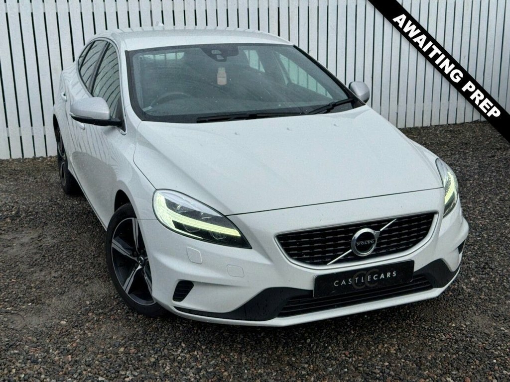 Volvo V40 2L R-design White