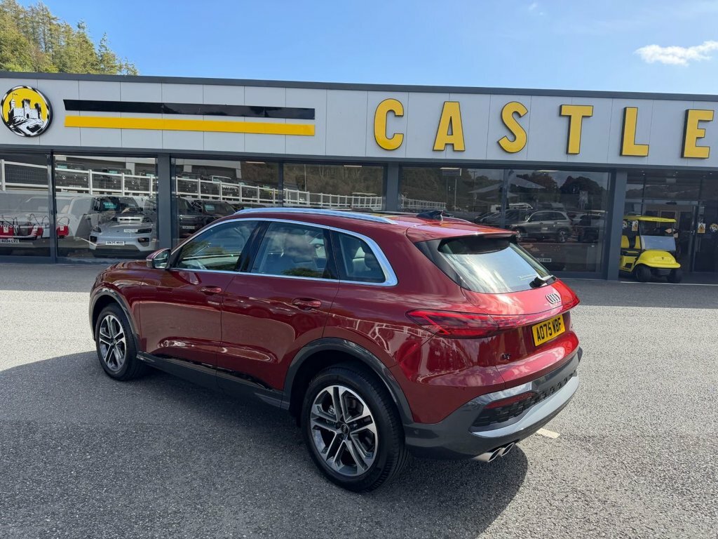 Audi Q5 2L Sport Red #4