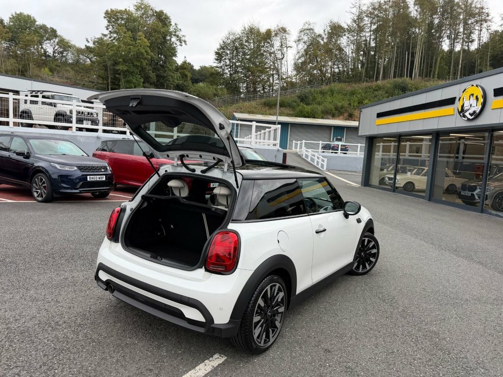 Mini Hatch F55 Mini 5-Door Hatch Cooper S Sport Lci II Black #12