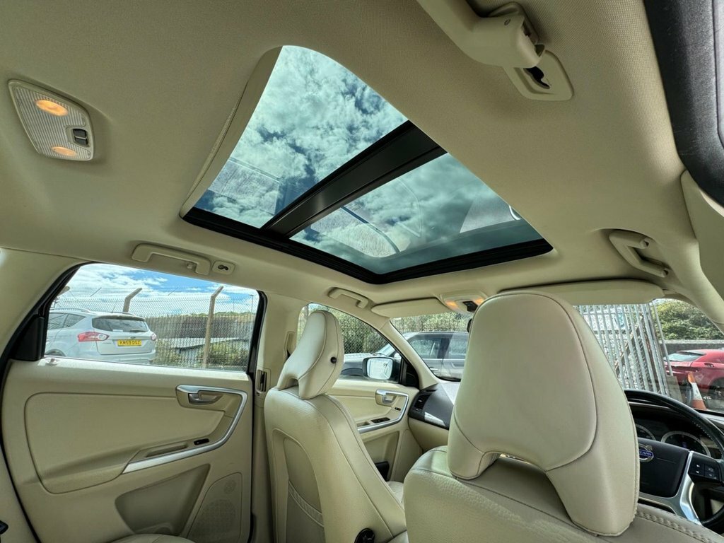 Volvo XC60 2.4L Se Lux Grey #21