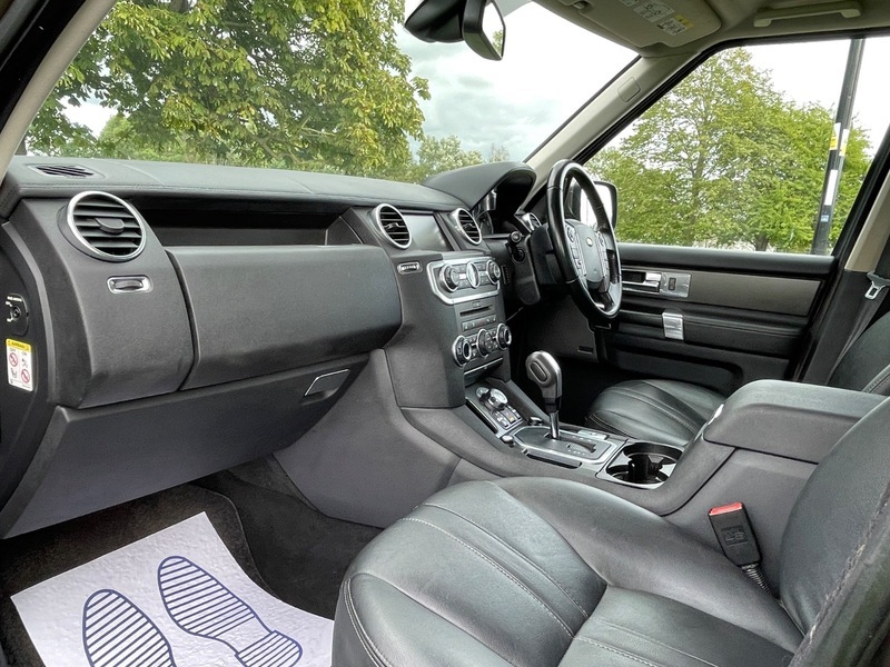 Land Rover Discovery Sdv6 Gs Grey #27