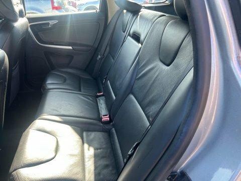 Volvo XC60 2.4L Se Lux Premium Grey #14