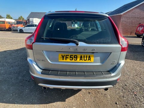 Volvo XC60 2.4 D5 Se Silver #4