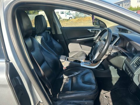 Volvo XC60 2.4L Se Lux Premium Grey #19
