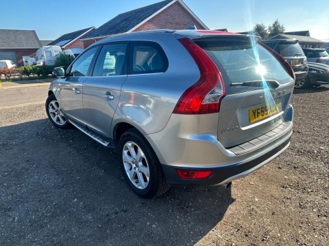 Volvo XC60 2.4 D5 Se Silver #5