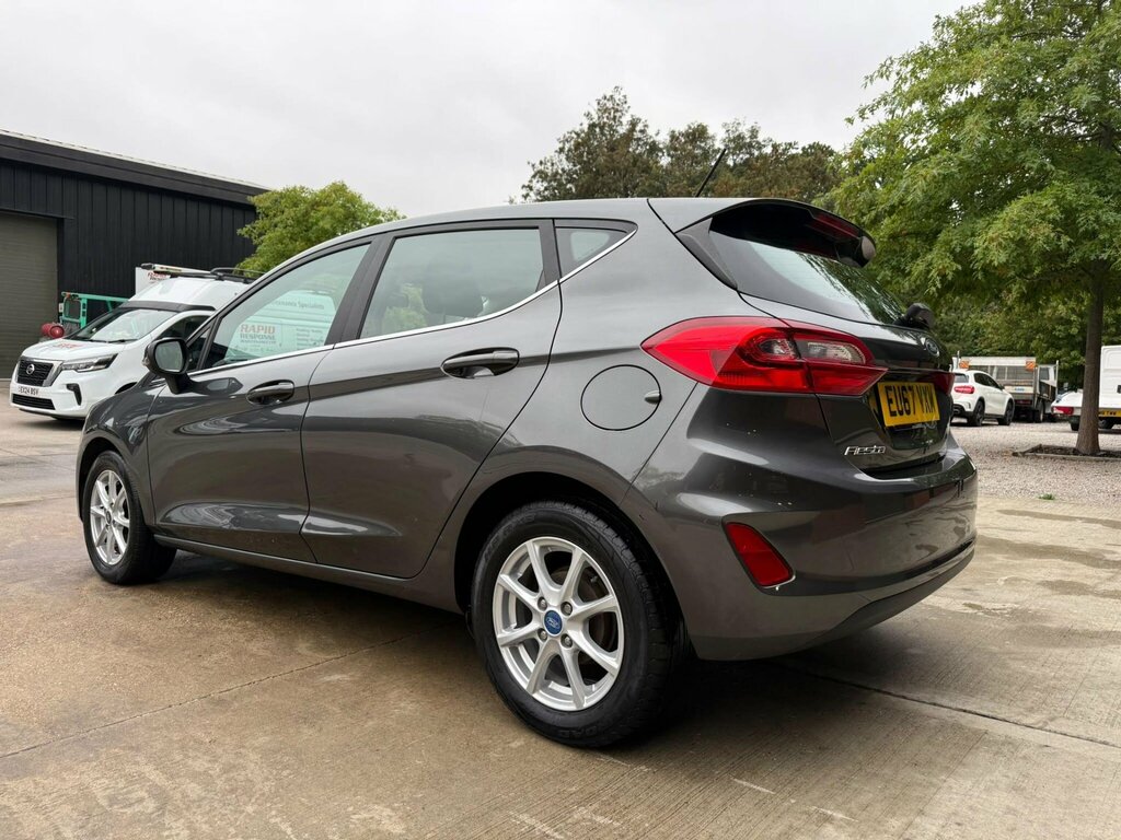 Ford Fiesta 1.1 Ti-vct Zetec Euro 6 Ss Grey #3