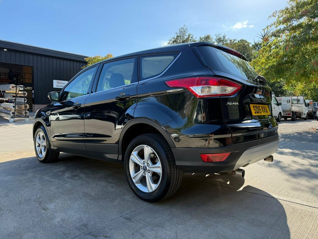 Ford Kuga 2.0 Tdci 150 Zetec 2Wd White #3