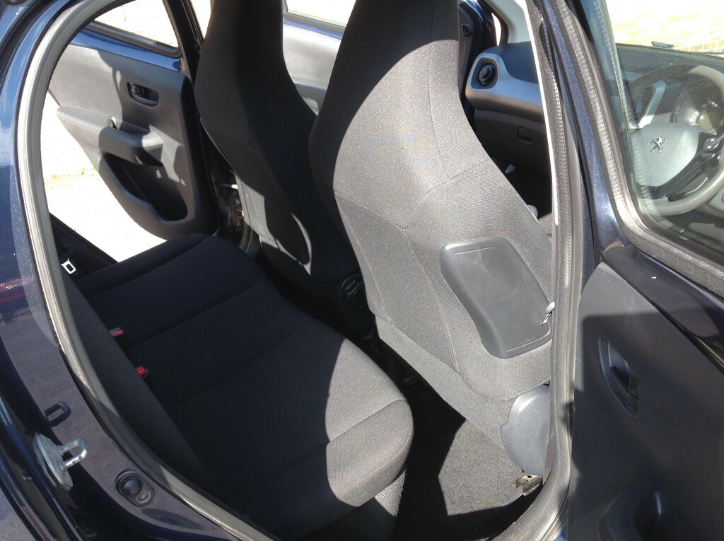 Peugeot 108 1.0L Active 68 Bhp Black #9