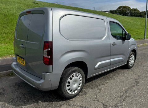 Vauxhall Combo L1 2300 1.5 Turbo D 100Ps Prime Van 3 Seats Blue #4