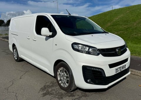 Vauxhall Vivaro 1.5 Vivaro 2900 White