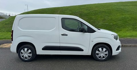 Vauxhall Combo 1.5 Combo 2300 DS70XKN White #3
