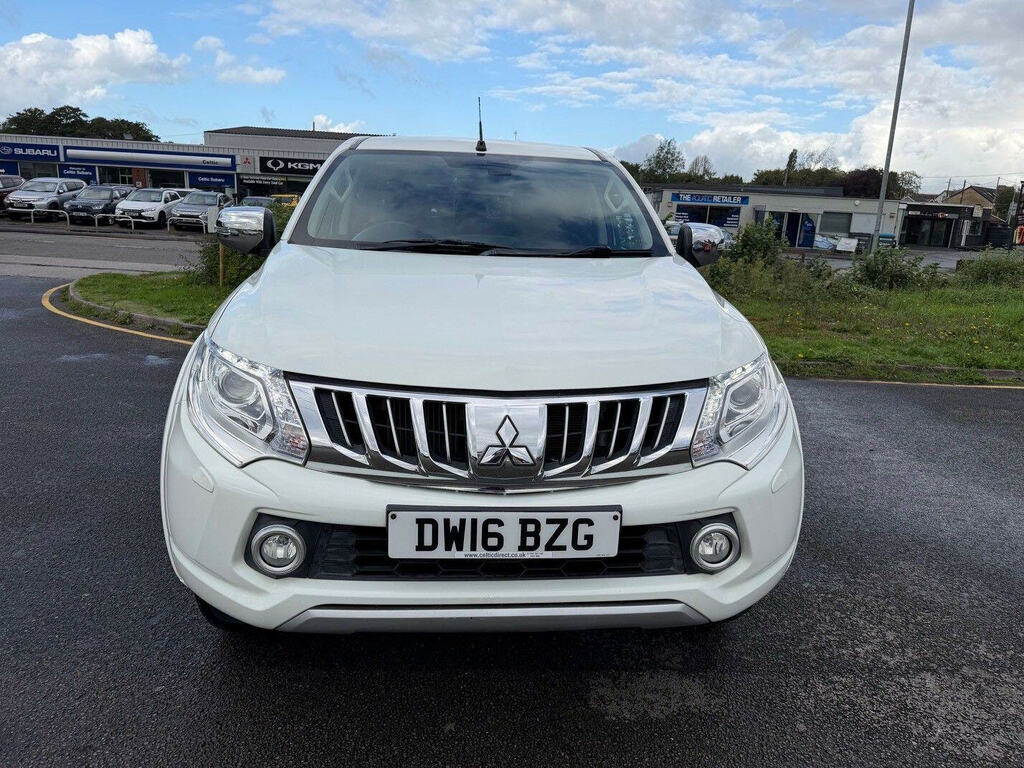 Mitsubishi L200 2.4 Di-d Dc Warrior 4Wd Euro 5 White #2