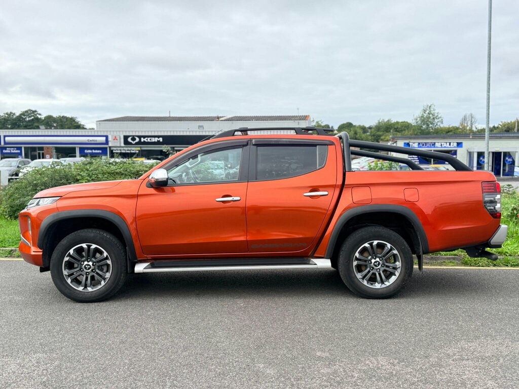 Mitsubishi L200 2.2 Di-d Dc Barbarian 4Wd Euro 6 Ss Orange #4
