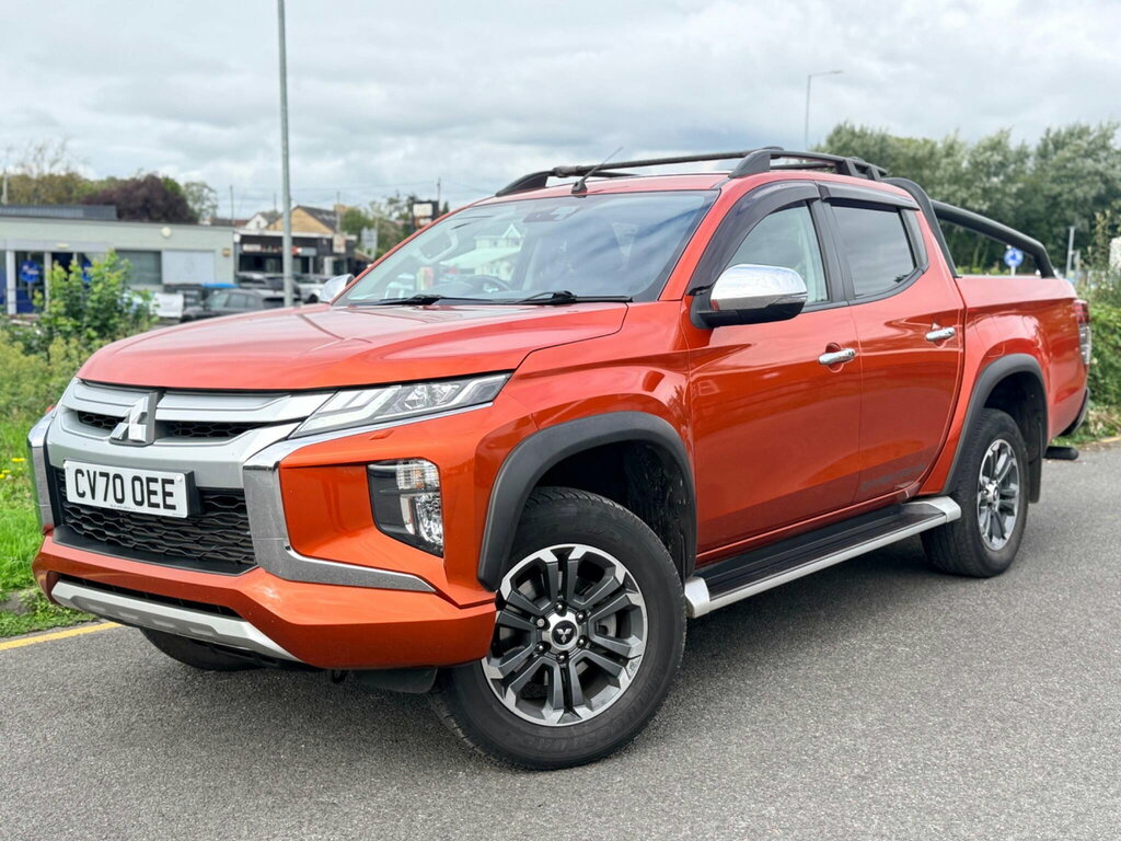 Mitsubishi L200 2.2 Di-d Dc Barbarian 4Wd Euro 6 Ss Orange #3