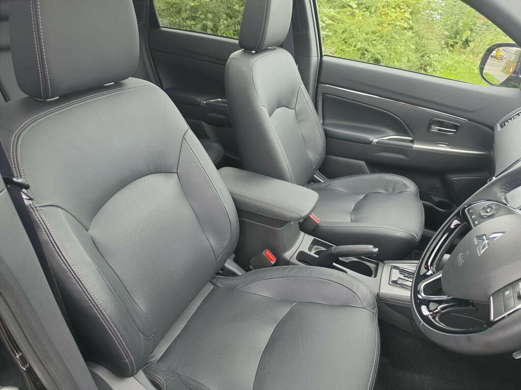 Mitsubishi ASX 2.0 Mivec Exceed Suv Cvt 4Wd Euro 6 S Black #4