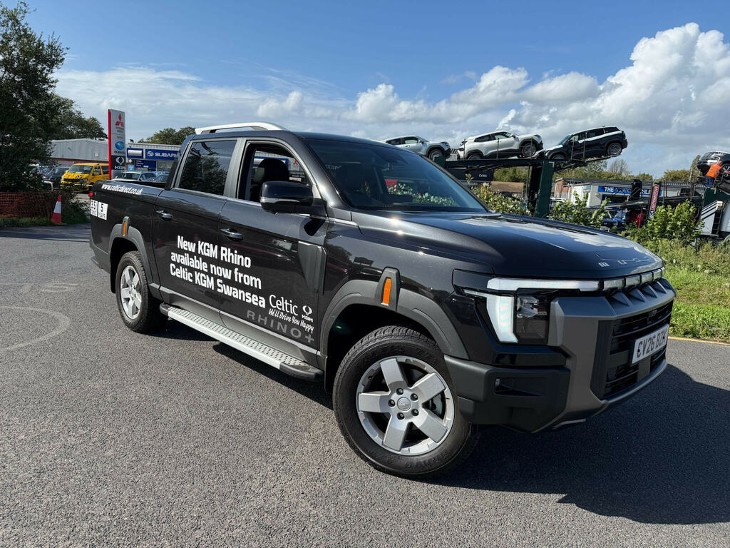 SsangYong Musso 2.2D Rhino Plus 4Wd Euro 6 Black