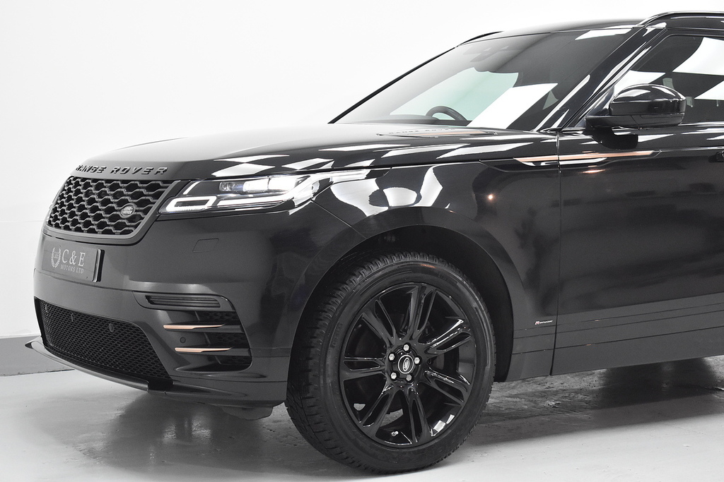 Land Rover Range Rover Velar Suv Black #3