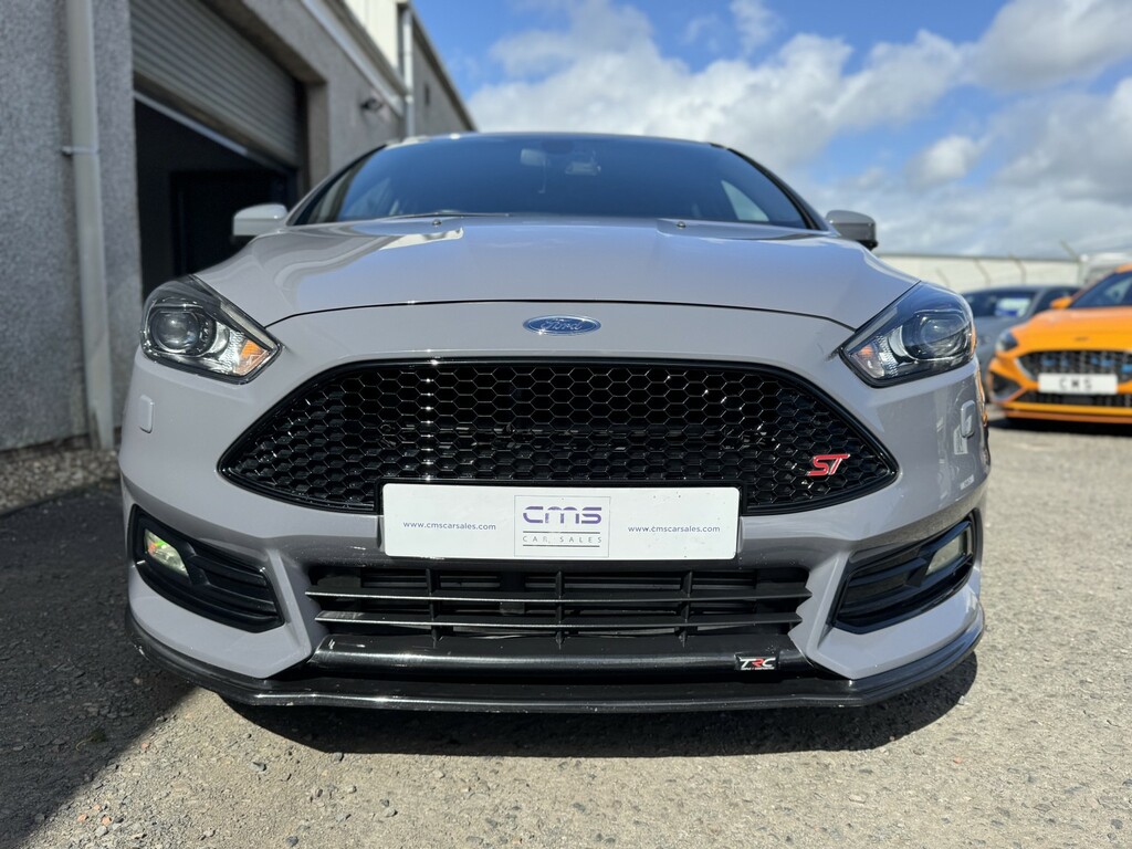 Ford Focus Hatchback 2.0 Tdci St-3 2018 Grey #2
