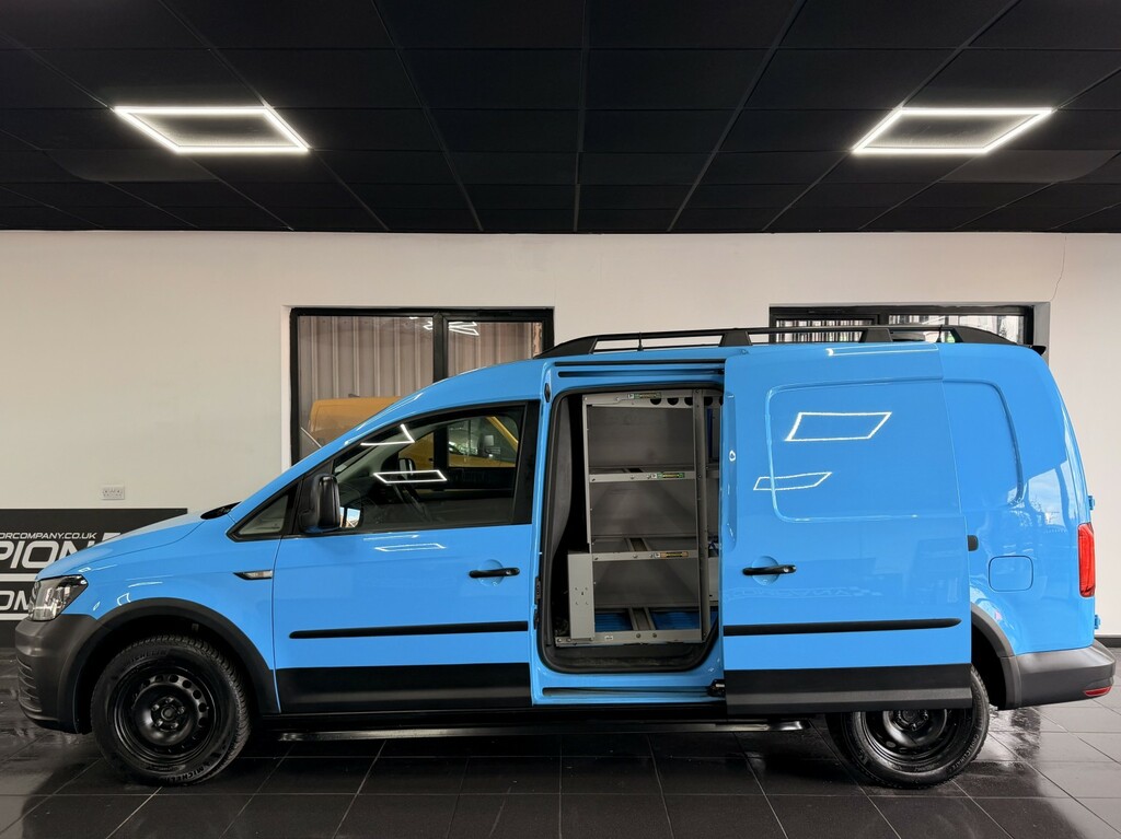 Volkswagen Caddy Maxi 2.0 Tdi C20 Bluemotion Tech Startline Blue #4