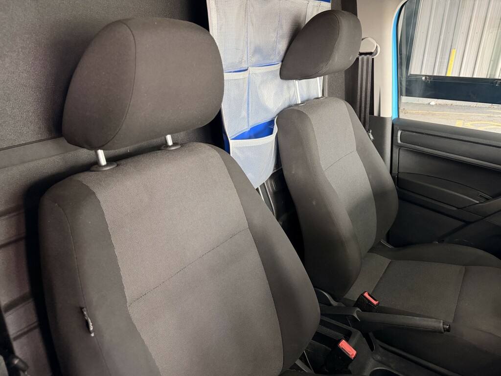 Volkswagen Caddy Maxi 2.0 Tdi C20 Bluemotion Tech Startline Blue #4