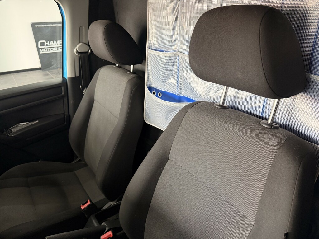 Volkswagen Caddy Maxi 2.0 Tdi C20 Bluemotion Tech Startline Blue #5