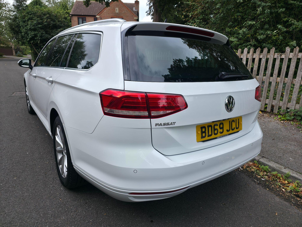 Volkswagen Passat 2.0 Tdi Se Business Dsg Euro 6 Ss White #4