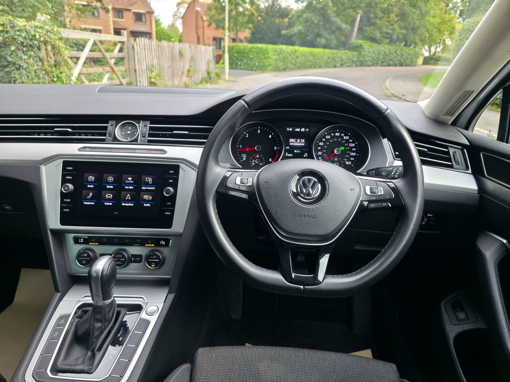 Volkswagen Passat Est R-line 190Ps Dsg  #39