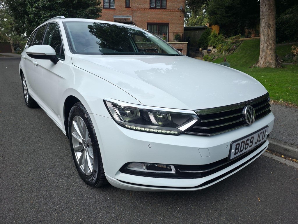 Volkswagen Passat 2.0 Tdi Se Business Dsg Euro 6 Ss White